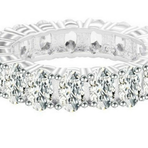 3 ct cubic zirconia and band - Picture 3 of 4